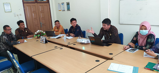 Rapat Kesekretariatan 1 1606