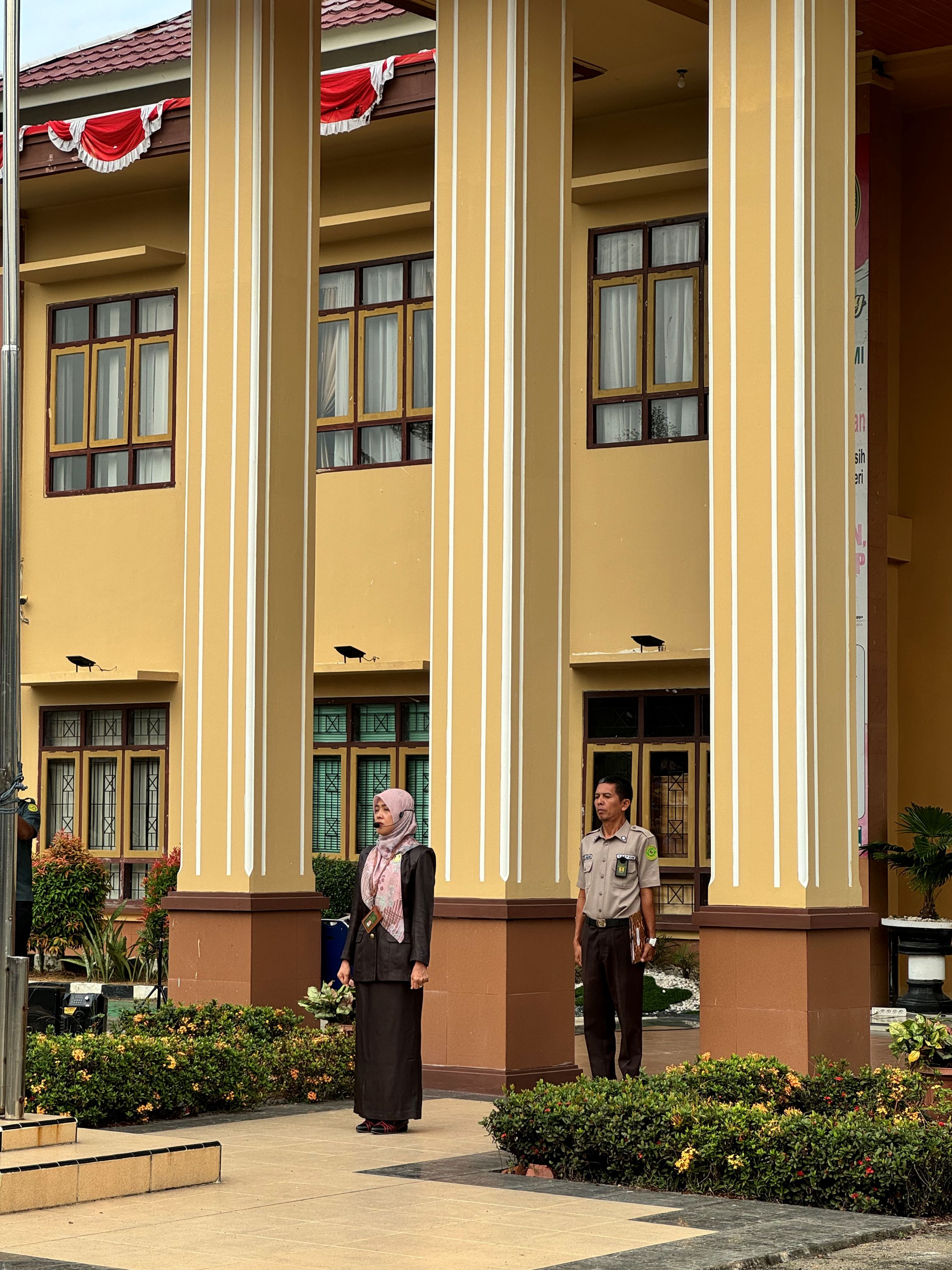 HUT RI 3
