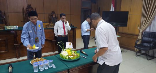 Potong Tumpeng 4